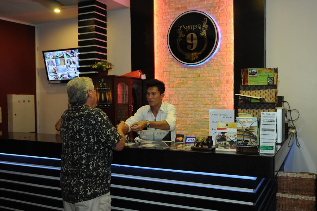 Number 9 Hotel Phnom Pen Exterior foto