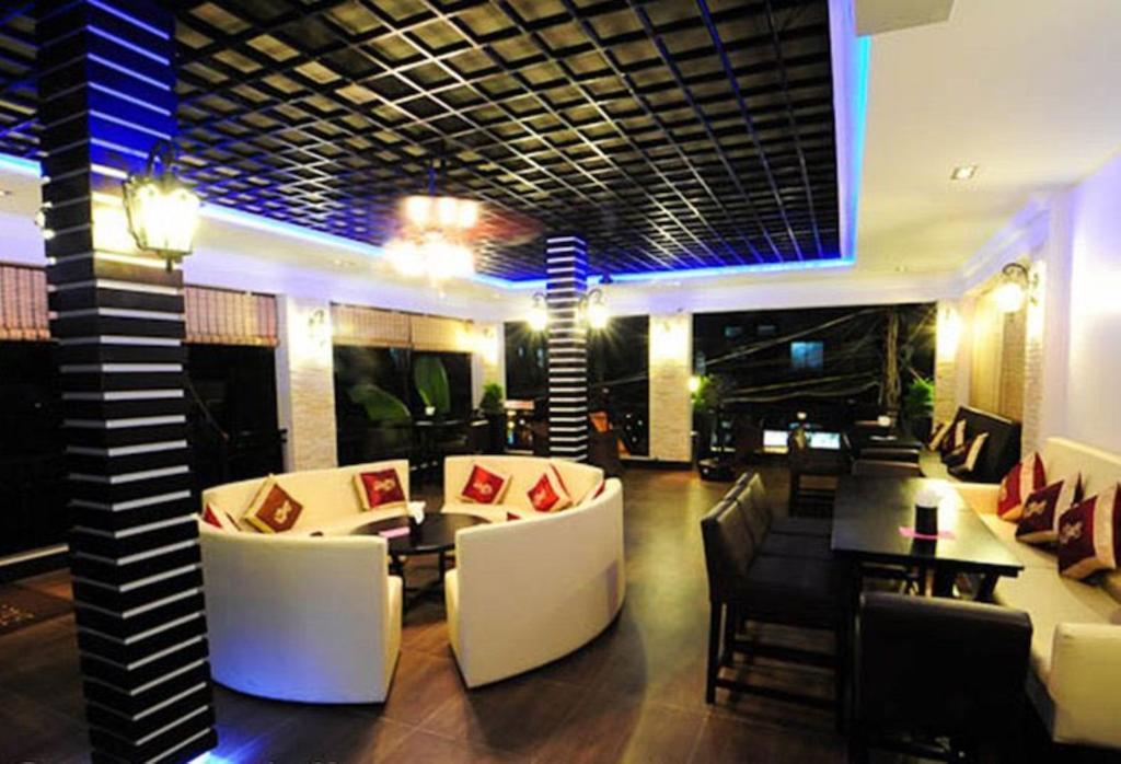 Number 9 Hotel Phnom Pen Exterior foto